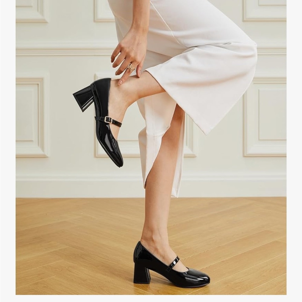 Black Patent Leather Mary Jane Shoes